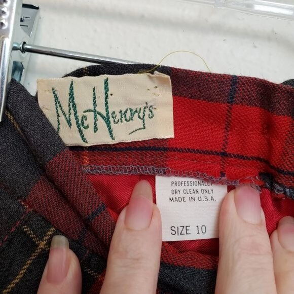 Vintage McHenry's plaid wool pleated midi skirt - Picture 5 of 9